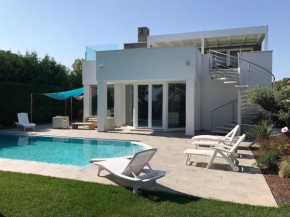 Super Villa With Private Pool in Isola Albarella Albarella Isola